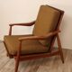 Fauteuil scandinave en teck vers 1960