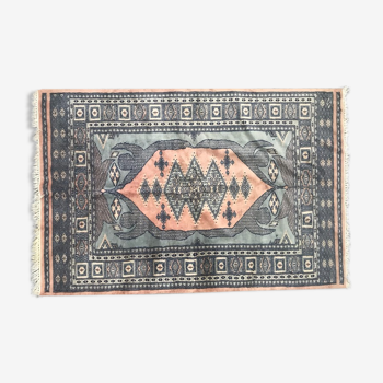 Handmade Pakistani vintage rug - 122x182 cm