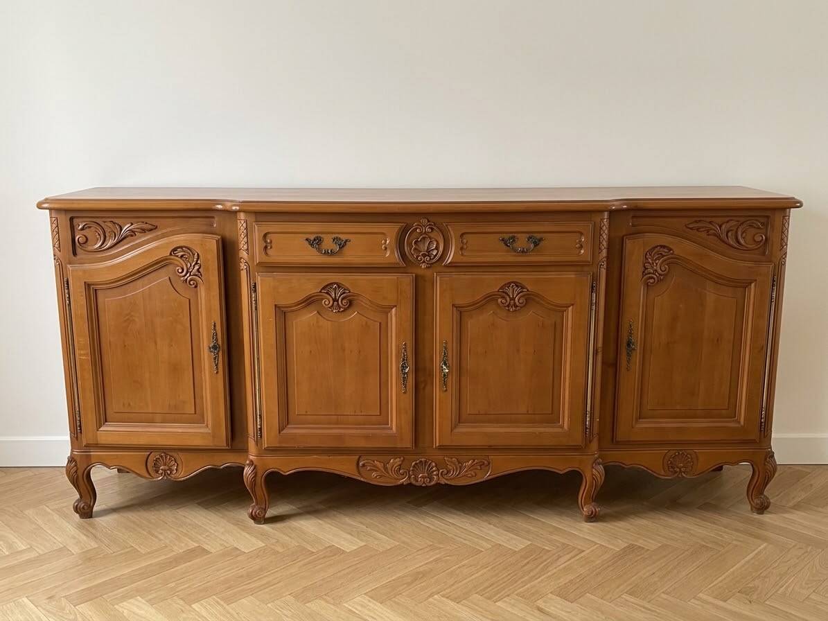 Large buffet in Regency style in cherry wood