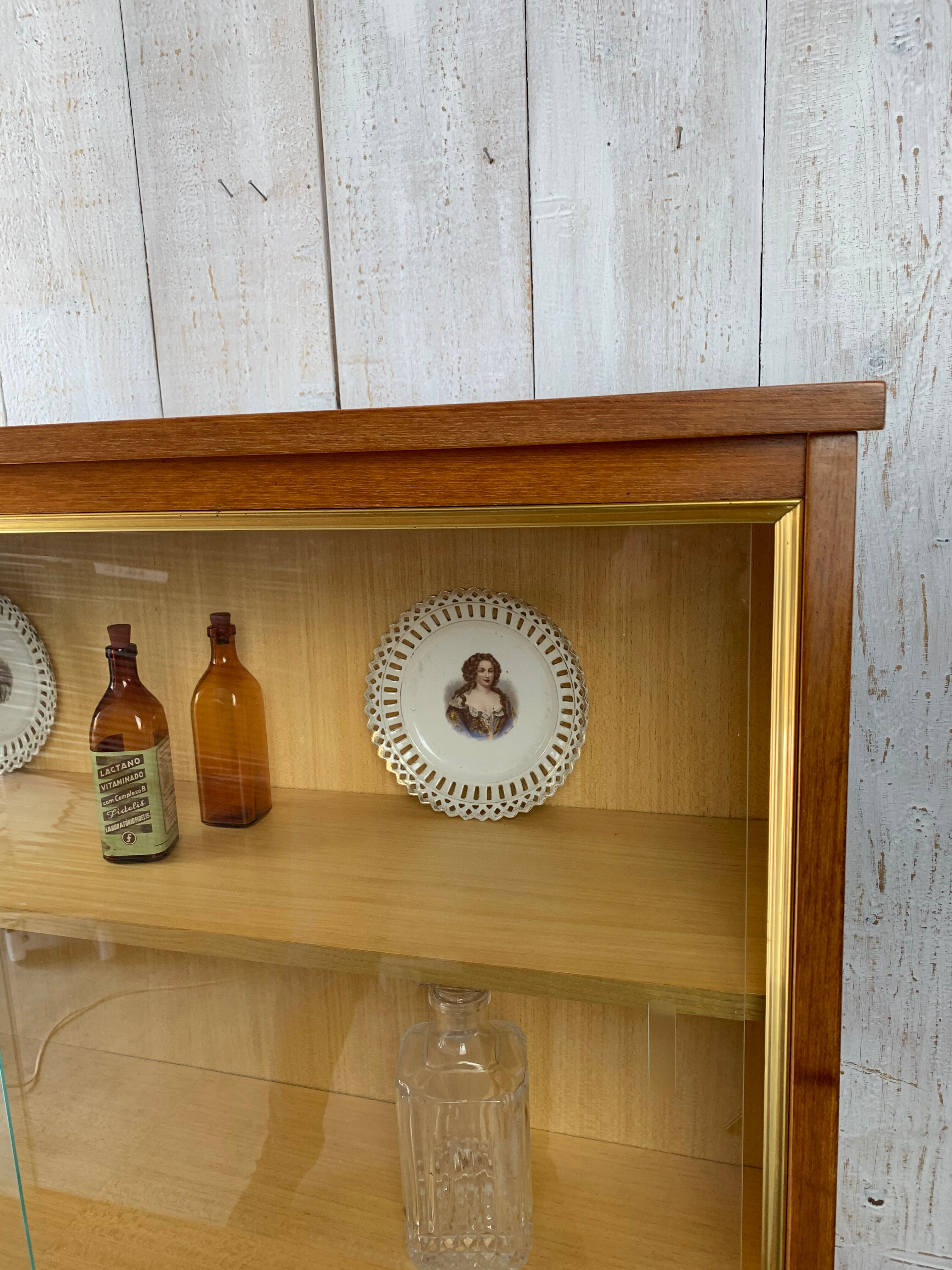 Scandinavian line showcase