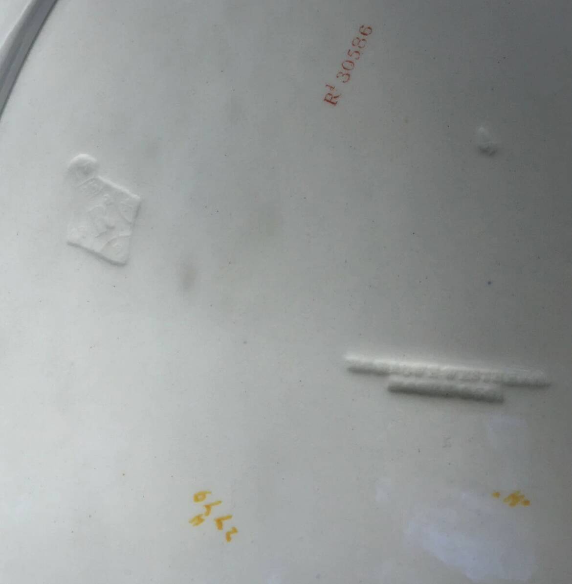 Grand plat en céramique Brown Westhead Moore & Co XIX