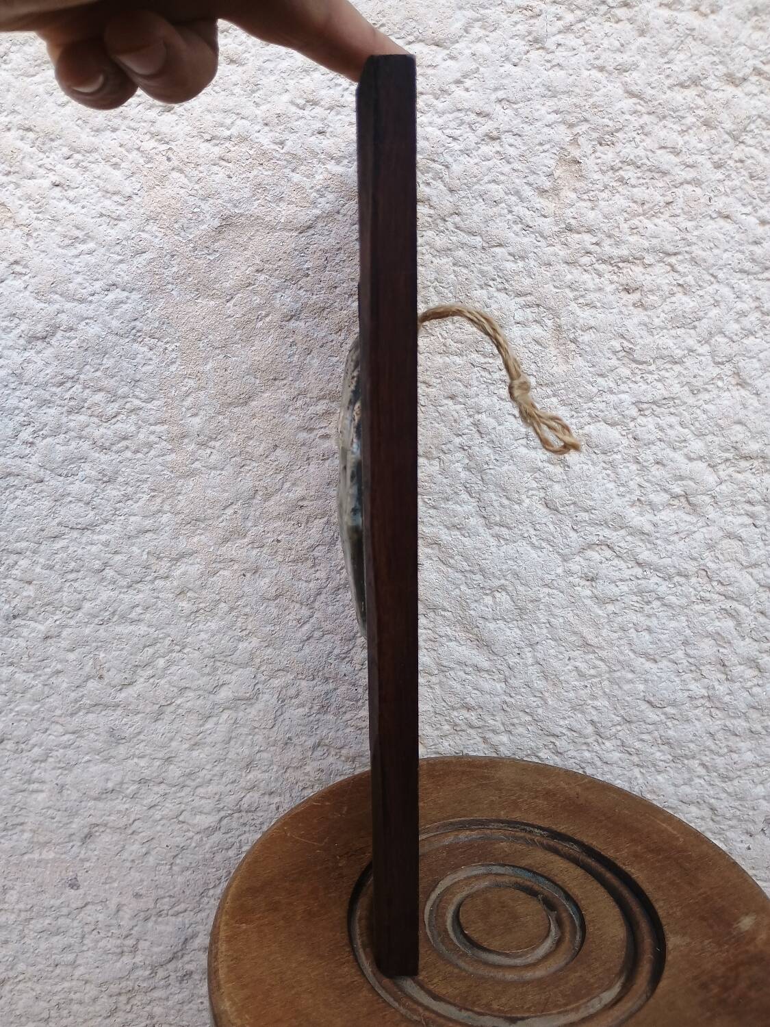 Contemporary decorative painting in wood and aluminum hand signed 1970