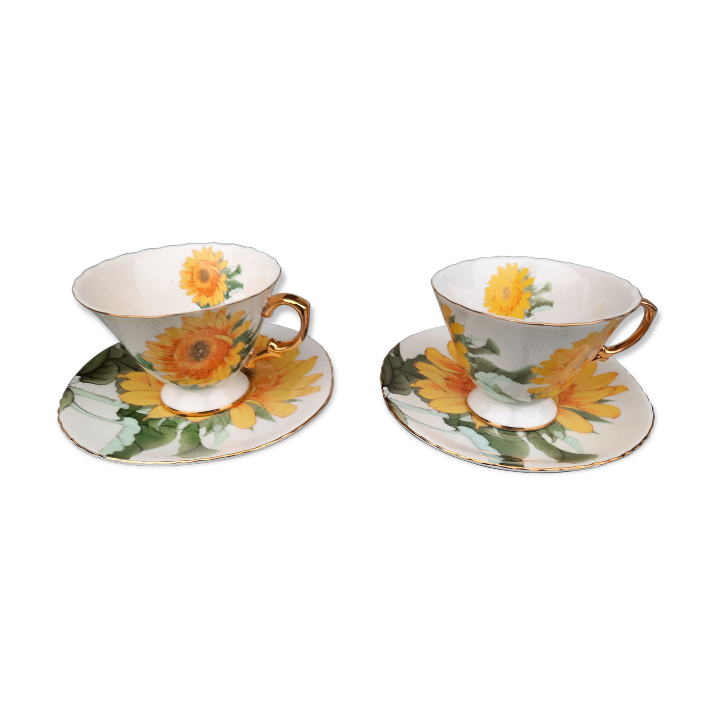 Pair of porcelain cups