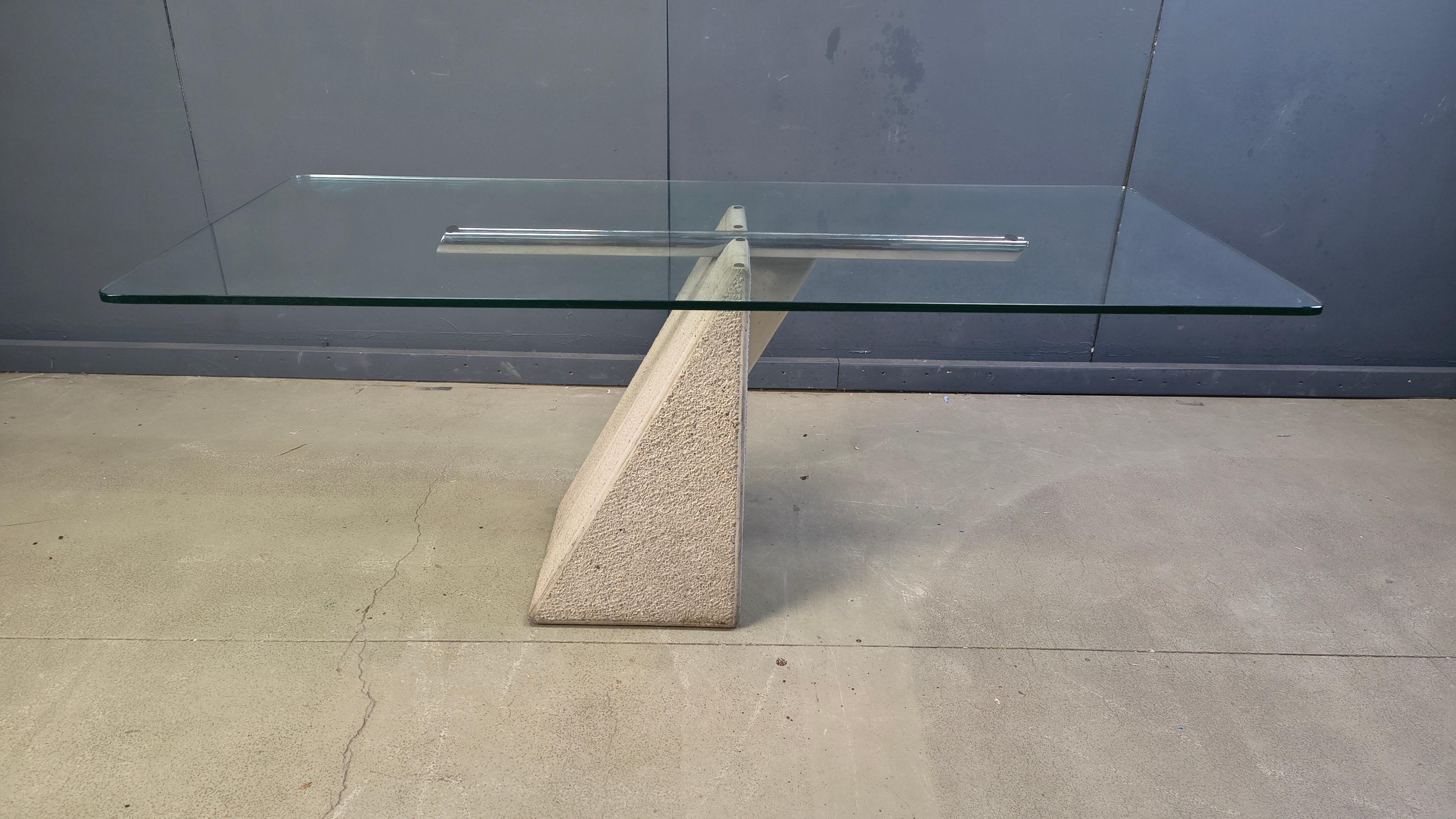 Concrete dining table by Giovanni Offredi for Saporiti 1970s