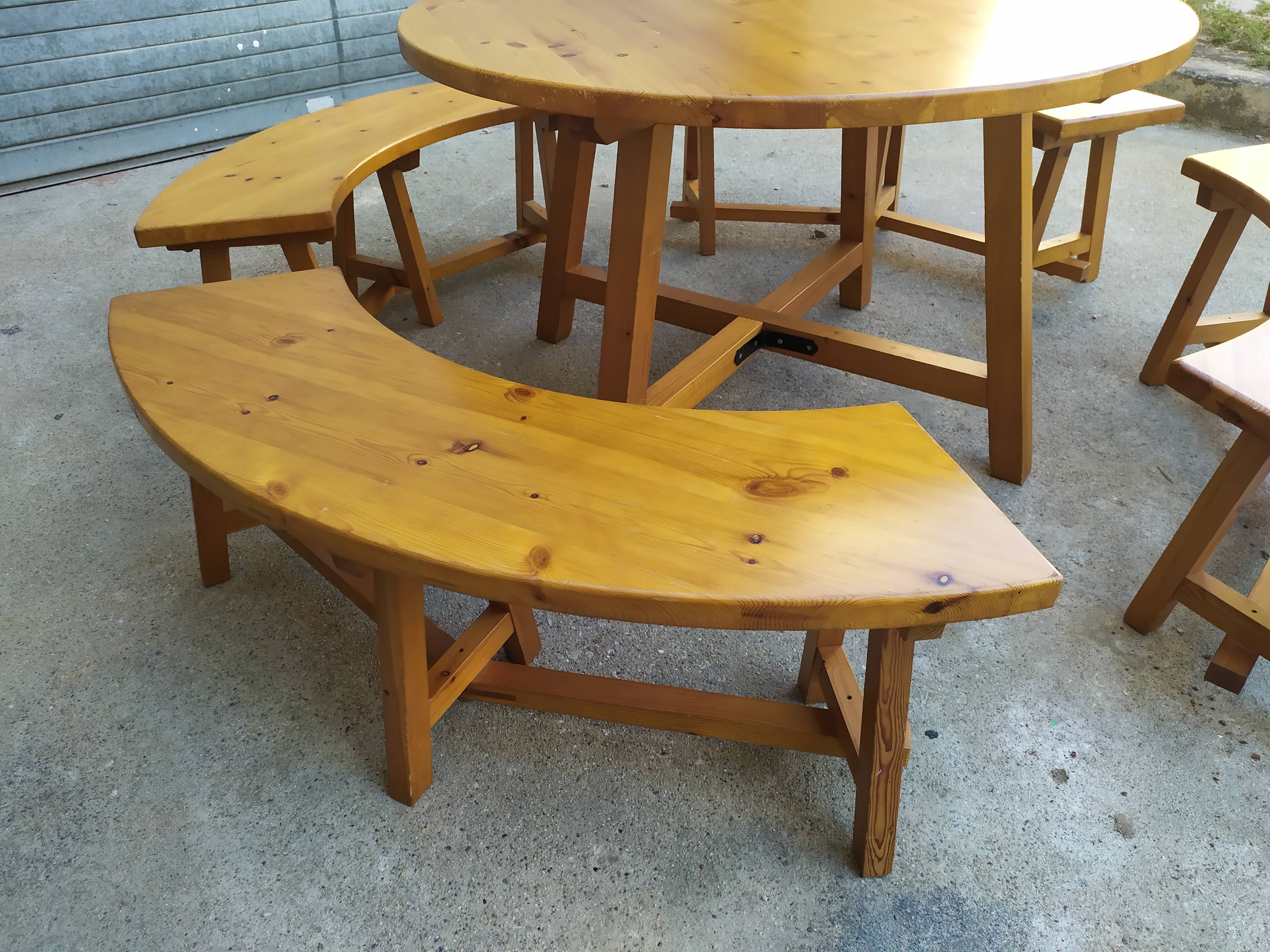 Table et banc châlet de montagne