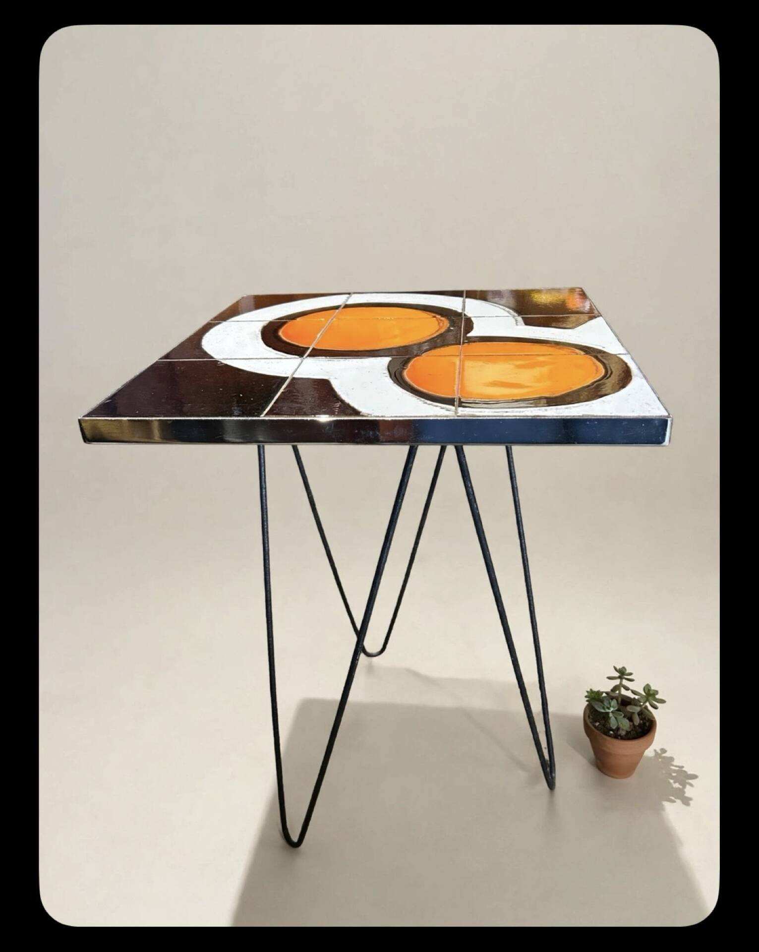 Table Space age design 70