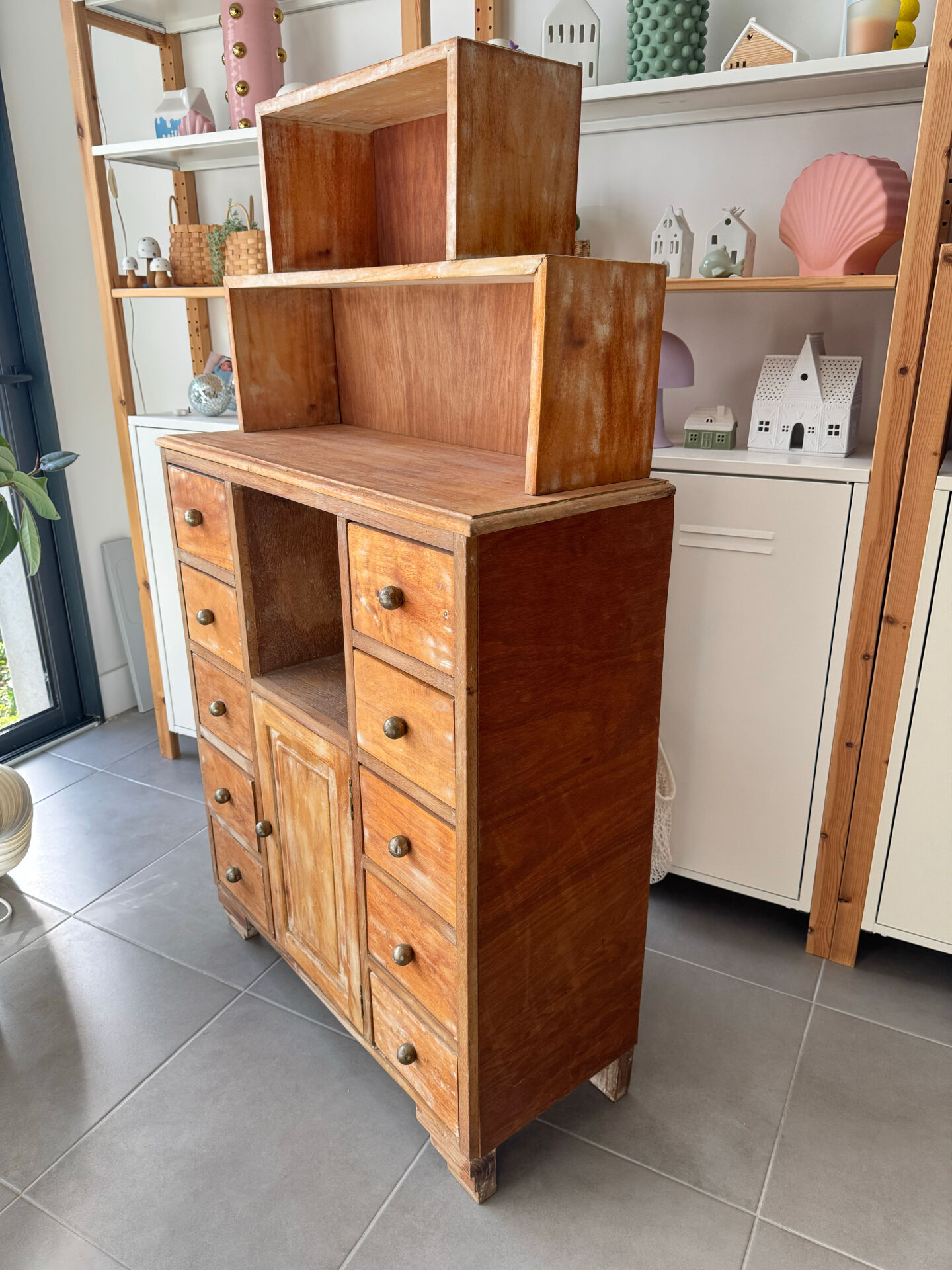 Vintage style buffet - workshop furniture