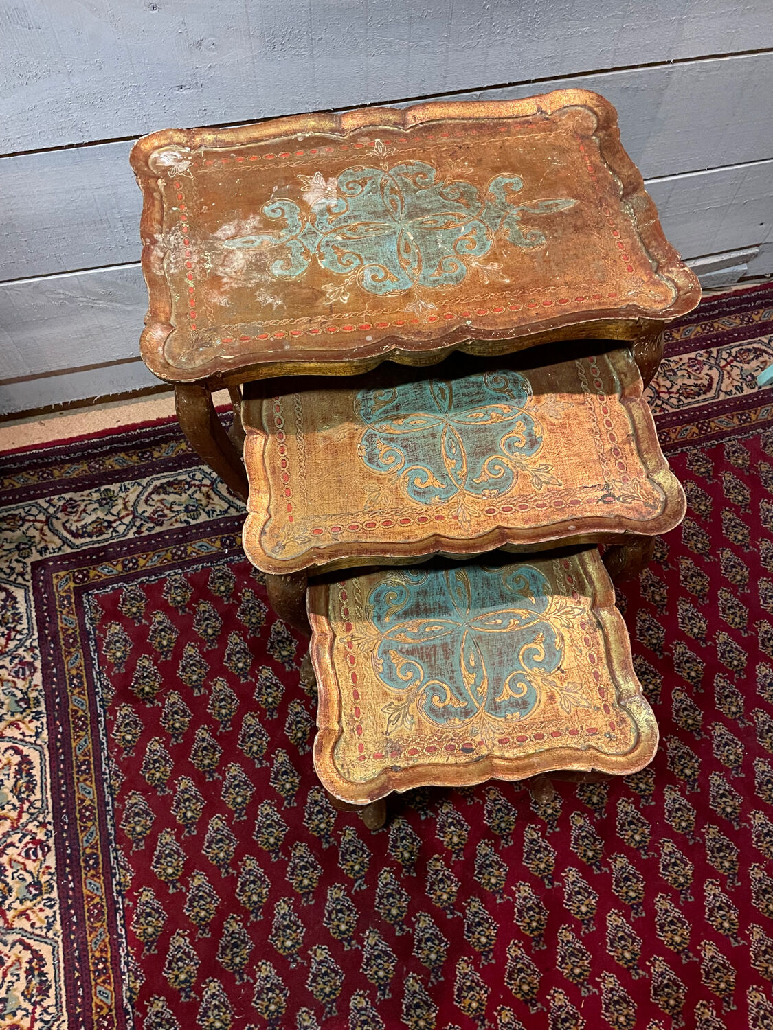 Vintage Italian gilded wood nesting coffee table