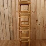 Rattan-footed landscaper