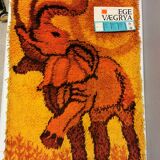 Tapis rya scandinave des années 1970, produit par ege rya.