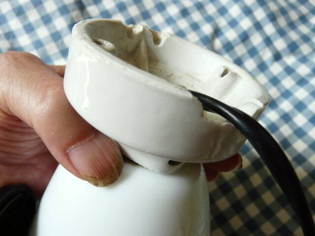 Art Deco style opaline porcelain wall lamp