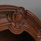 Vaisselier vitré en bois sculpté, Belgique, XVIIIe siècle