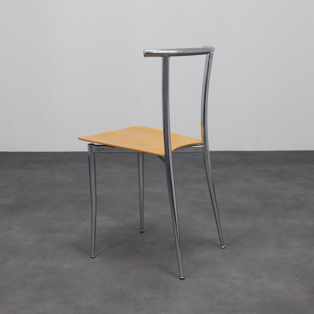 Ensemble rare de 4 chaises de salle à manger postmodernes par Segis, Italie, années 1990.