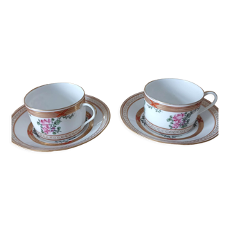 Duo de tasses avec soucoupes au thème floral en porcelaine