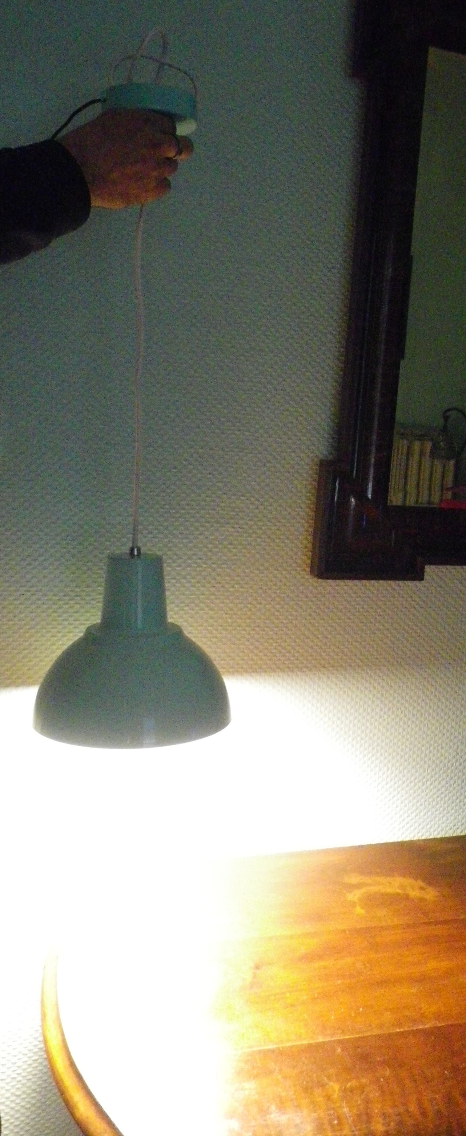 Water green metal pendant lamp