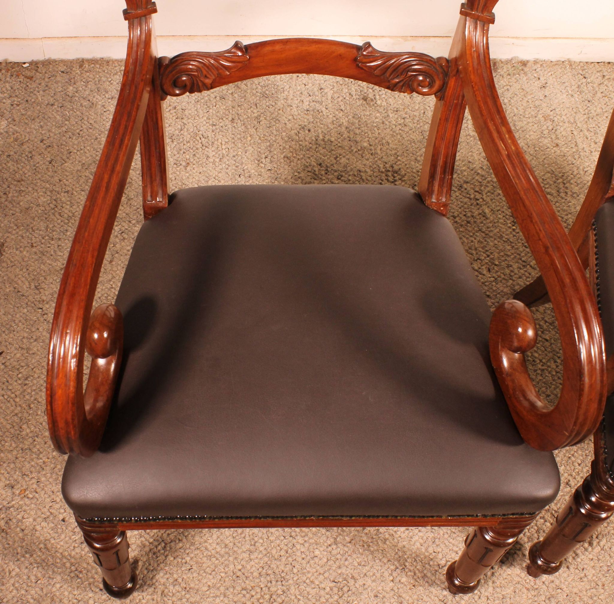 Paire de fauteuils en acajou d'époque William IV, circa 1830