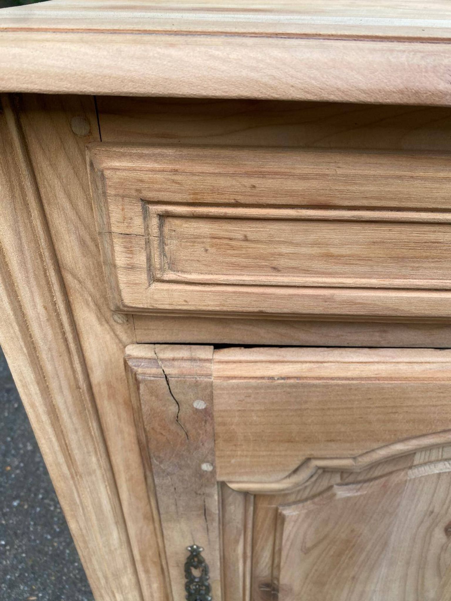 Louis-Philippe confiturier buffet from the 19th century, renovated in raw solid cherry wood.