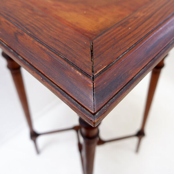 Sellette ancienne en bois style Art Nouveau