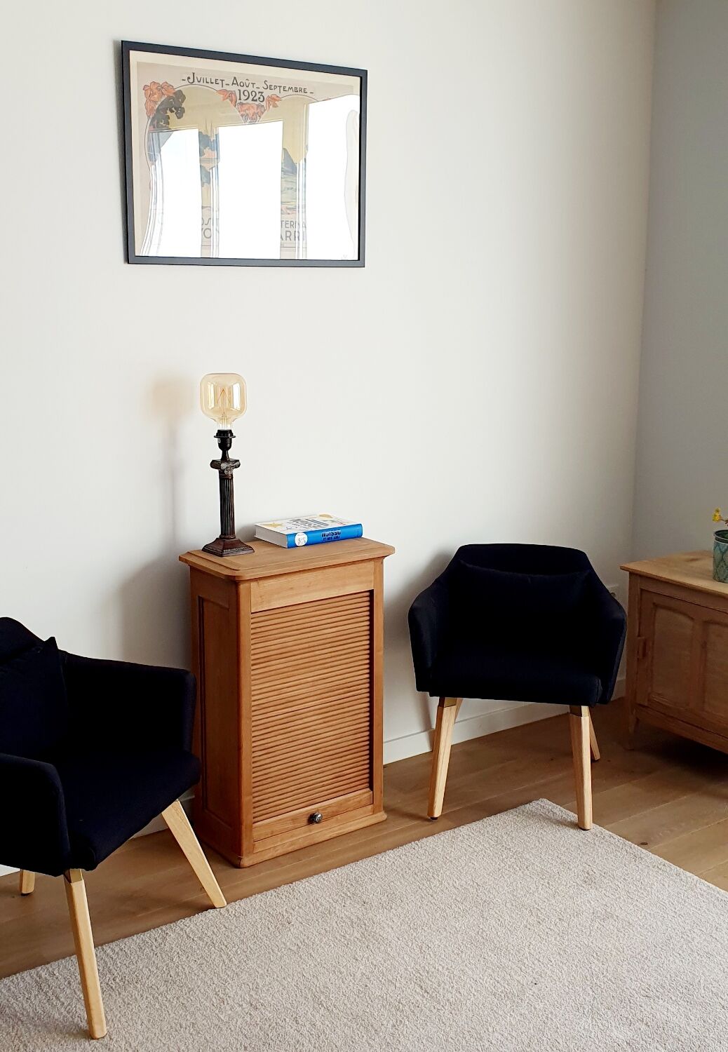 Wooden curtain cabinet