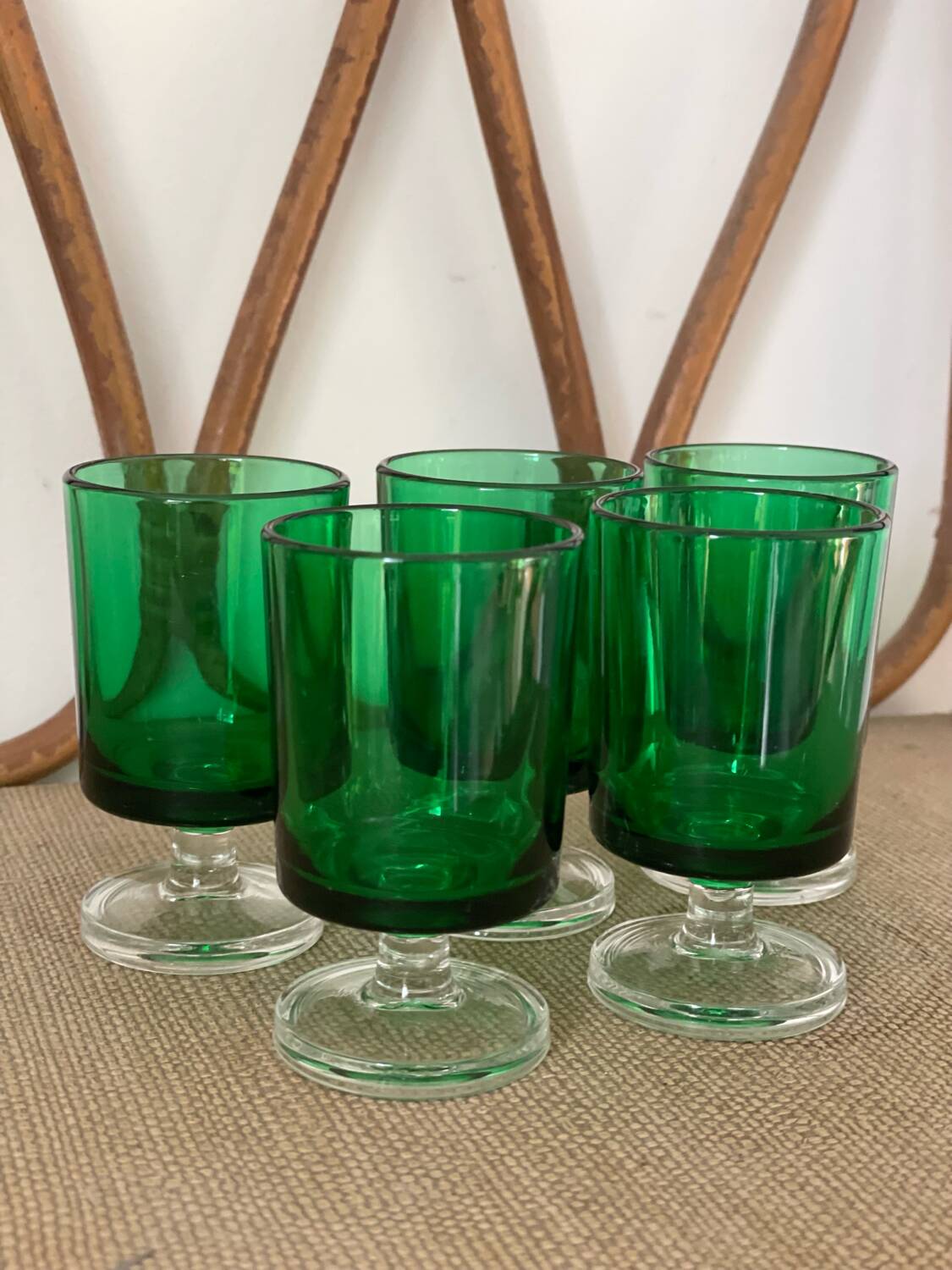 8 verres à pied Luminarc France années 70 verts bicolores