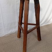 Tabouret de bar en orme esprit Olavi Hanninen