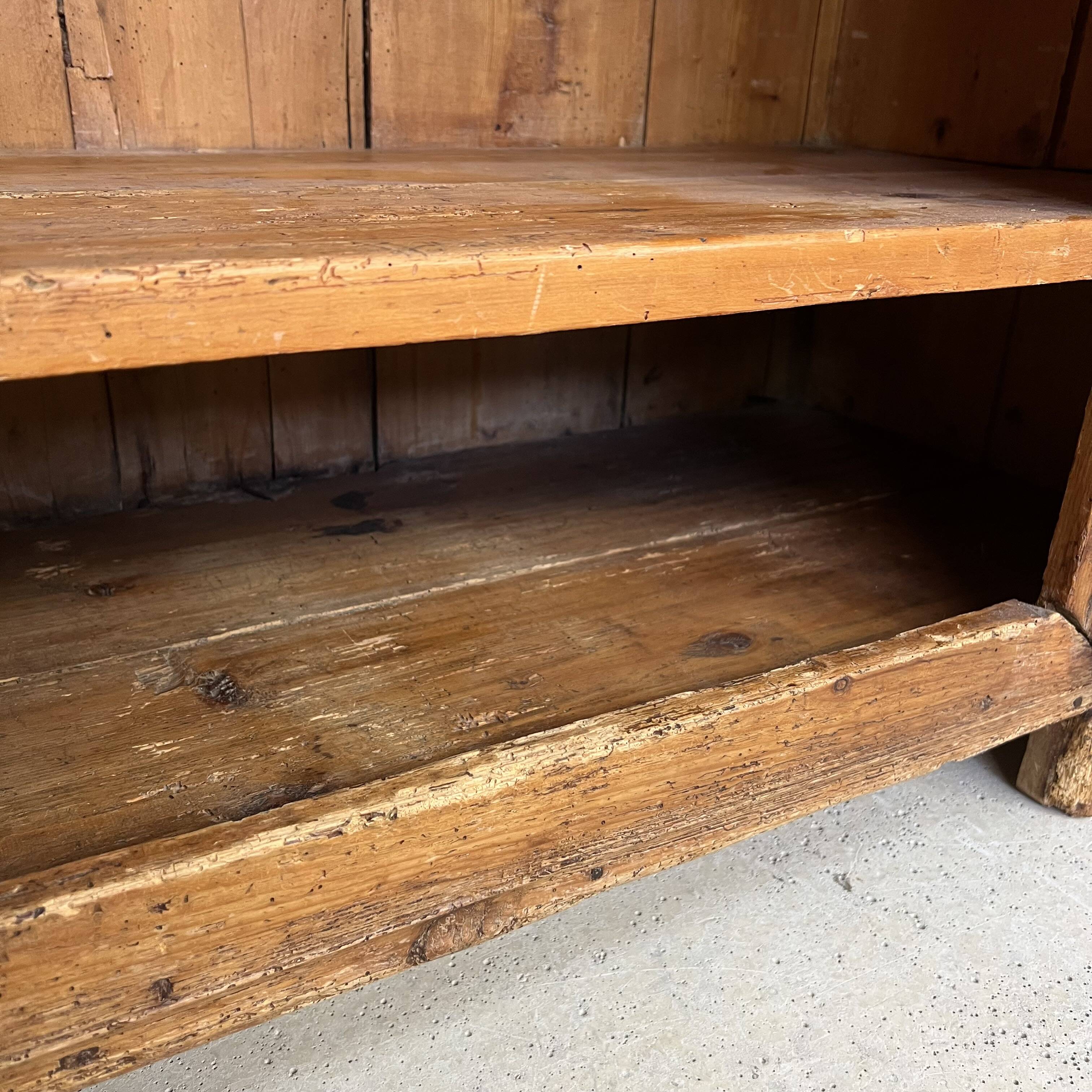 Authentique Meuble Armoire De Montagne, Confiturier, Savoie Alpes Art Alpin Du XVIIIe Siècle