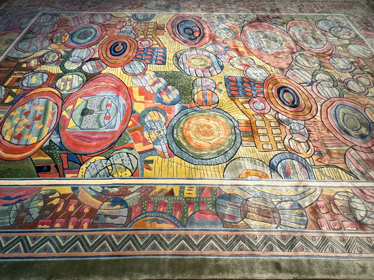 Art Deco Shanghai rug in silk 300x200 cm
