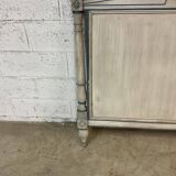 Headboard of the epoch