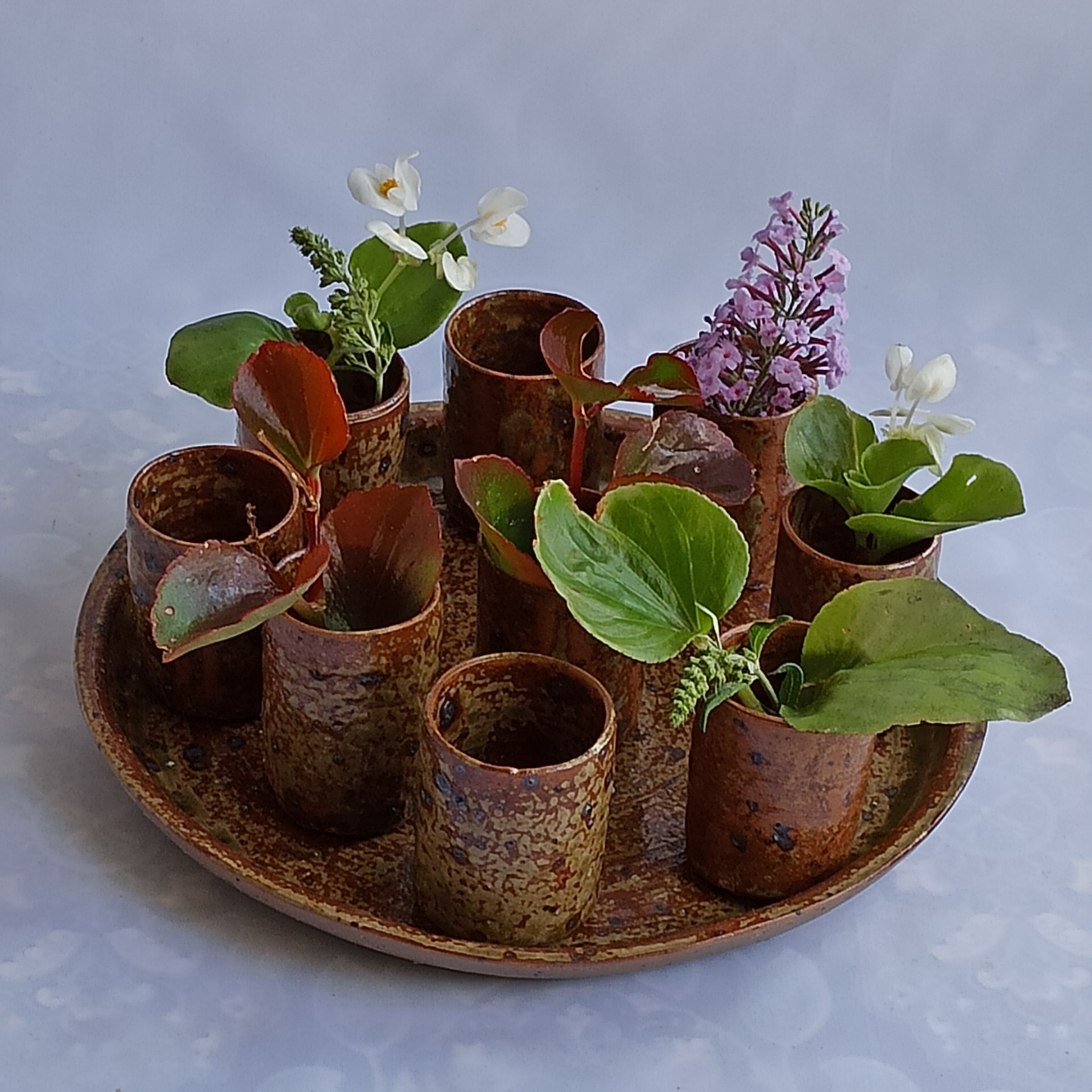 Service La Borne in raw pyrity sandstone