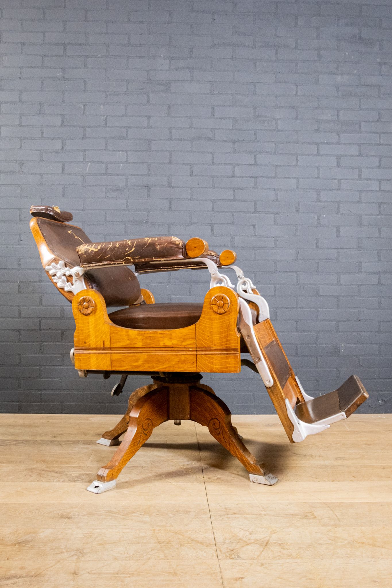 Chaise Barbier Art Déco Chêne et Cuir