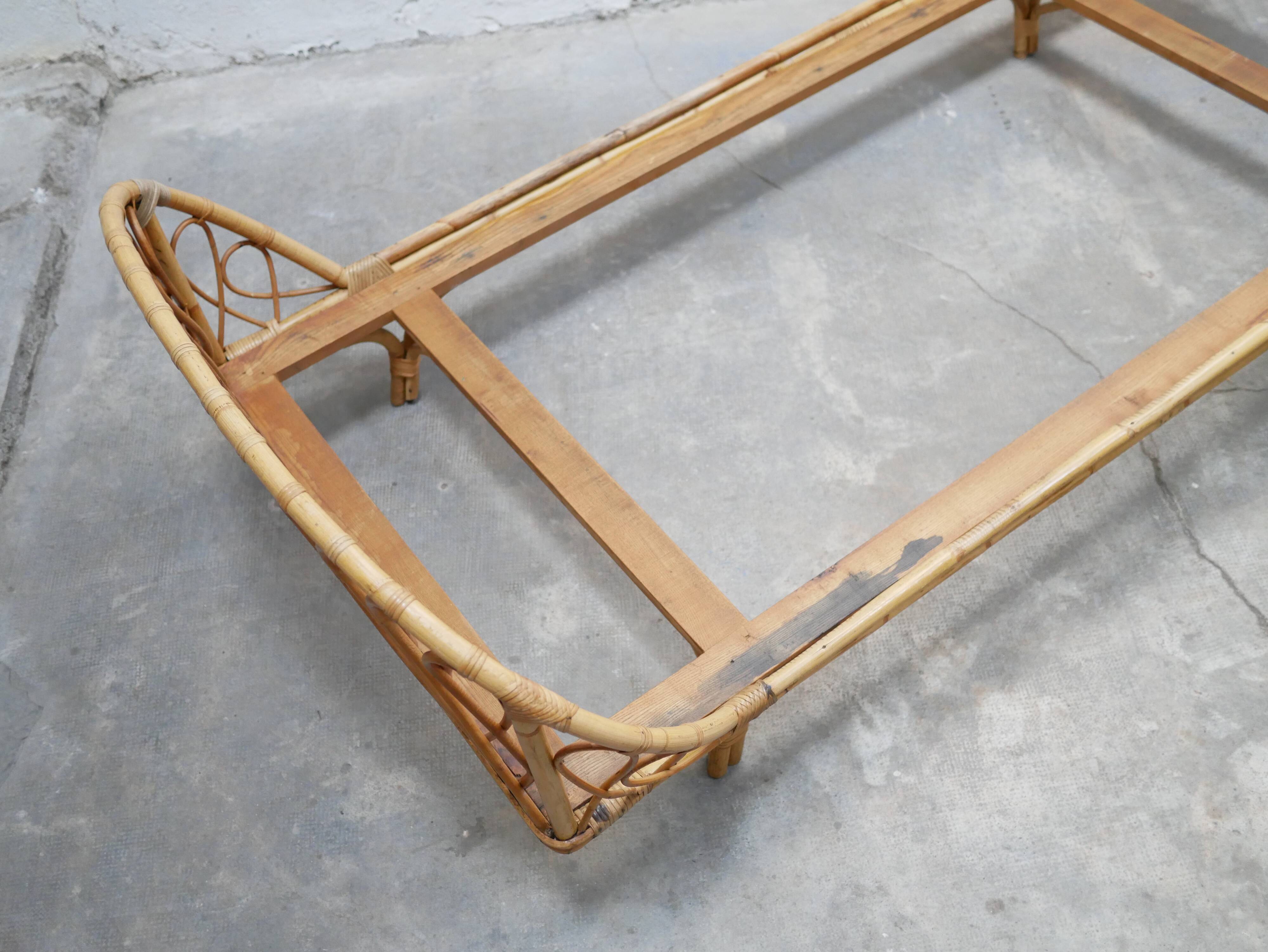 Vintage rattan basket bed 90cm x 190cm