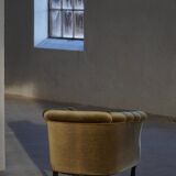 Mid-20th century, pair of Danish shell lounge chairs in green velvet, 1940s.