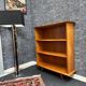 Bibliothèque vintage pieds compas