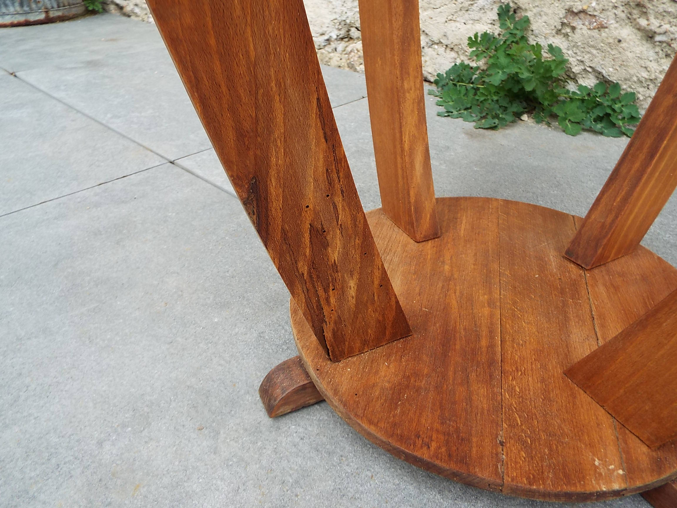 Art Deco pedestal table