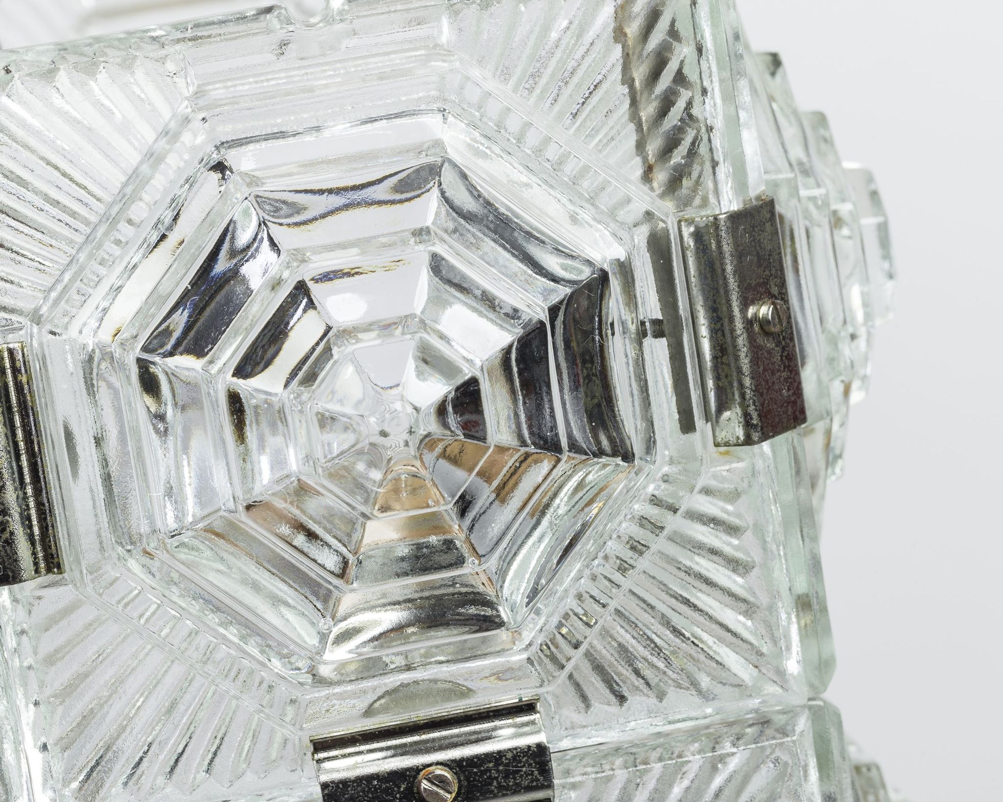 Suspension en cube de verre taillé de Kamenický Šenov, années 1950