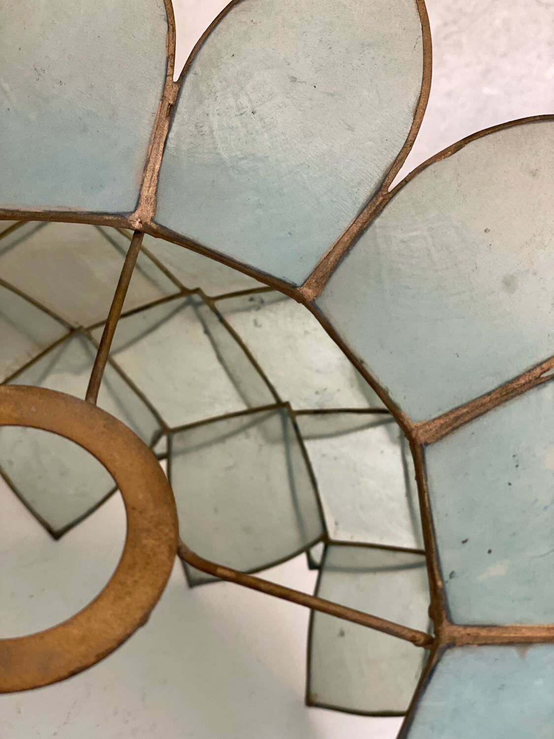 Abat-jour en nacre vintage