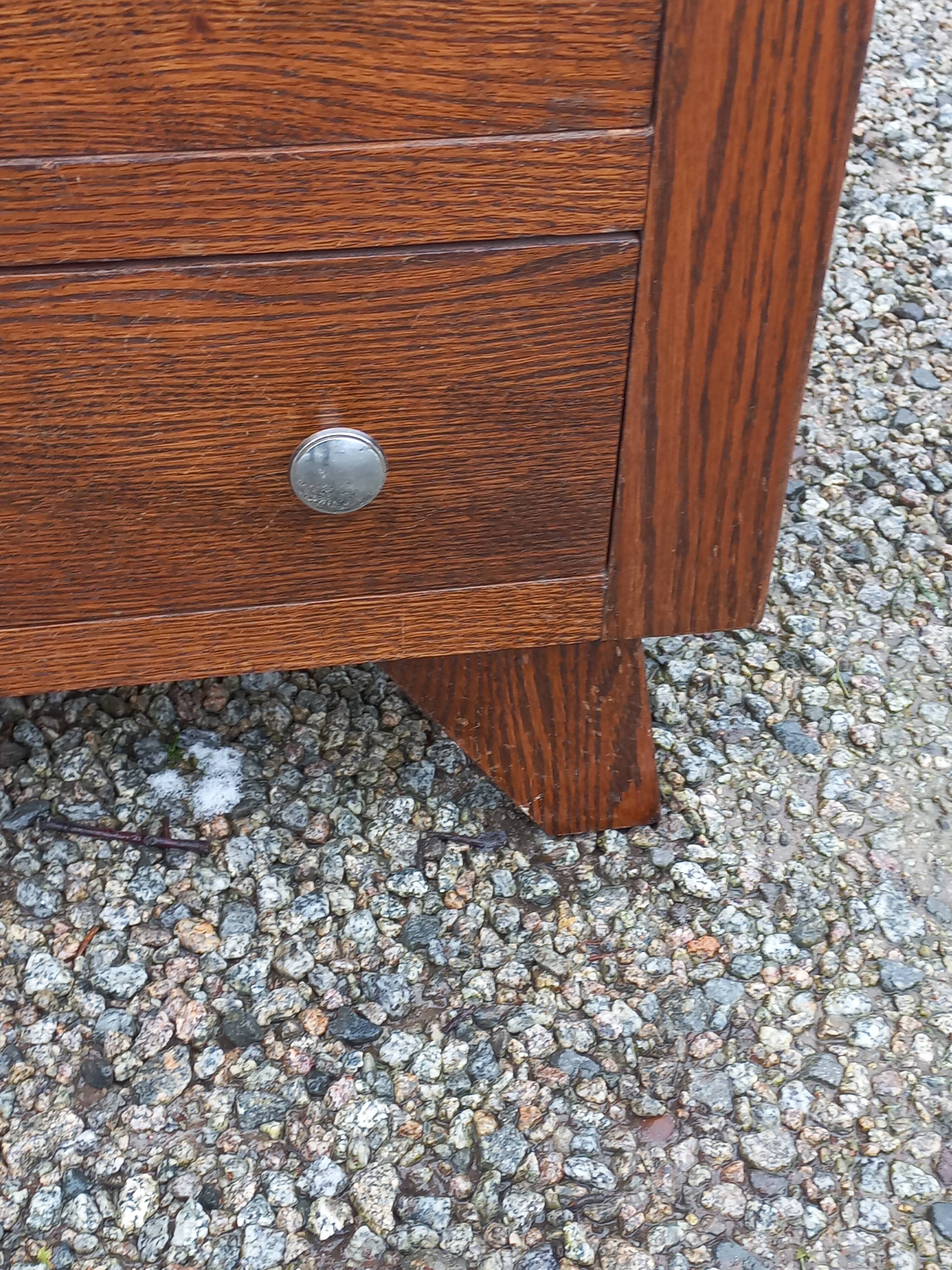 Vintage chest of drawers from the 50s in solid oak legs compass 4 drawers