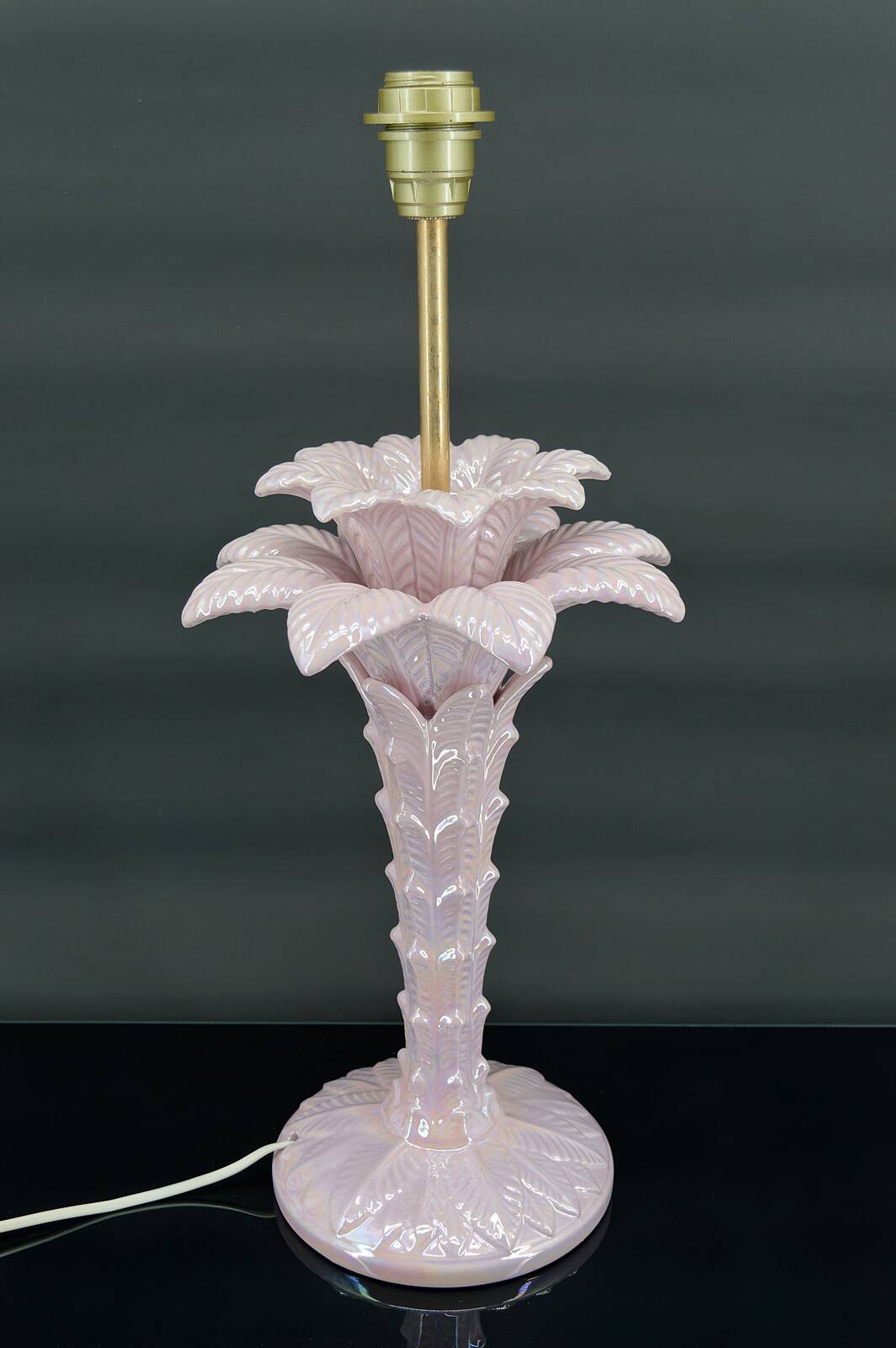 Palm tree lamp in pearly pink ceramic, Italy, circa 1960