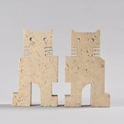 Pair of stylised cats in travertine, Fratelli Manelli, Italy, circa 1970.