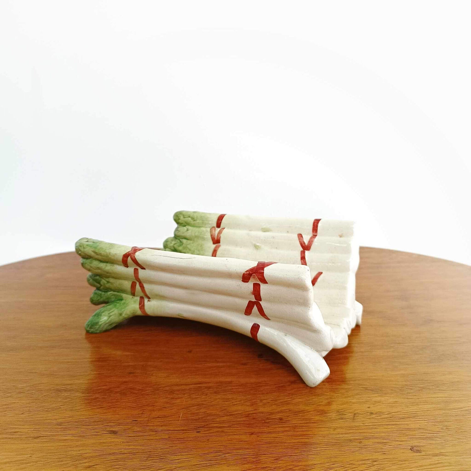 Asparagus dish in Sarreguemines barbotine