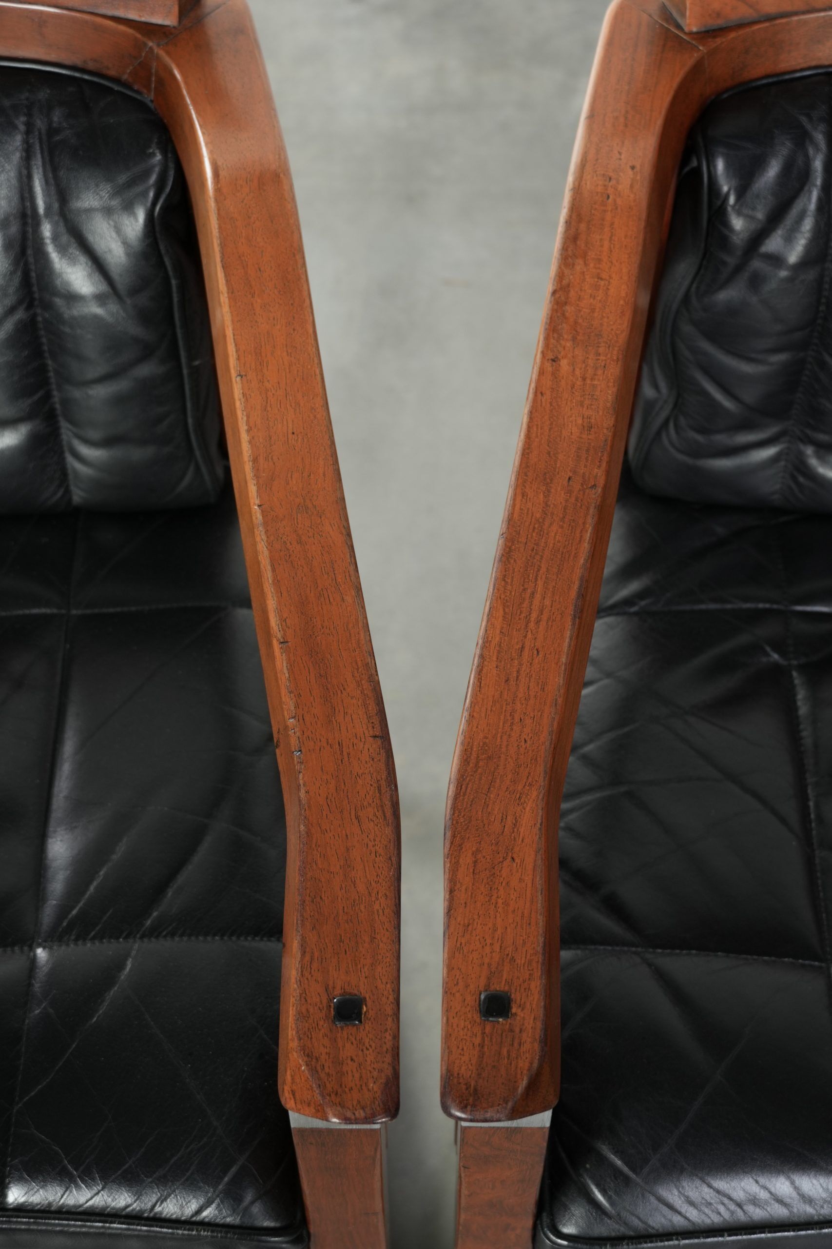 Black leather set of 4 Art Deco design dining chairs with armrests