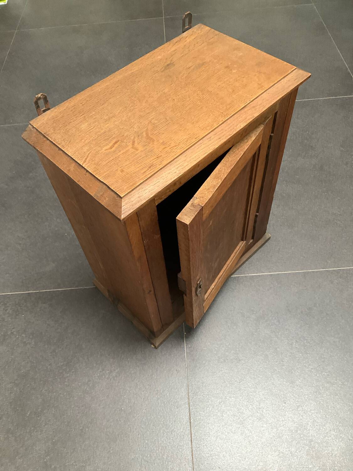 Art deco medicine cabinet