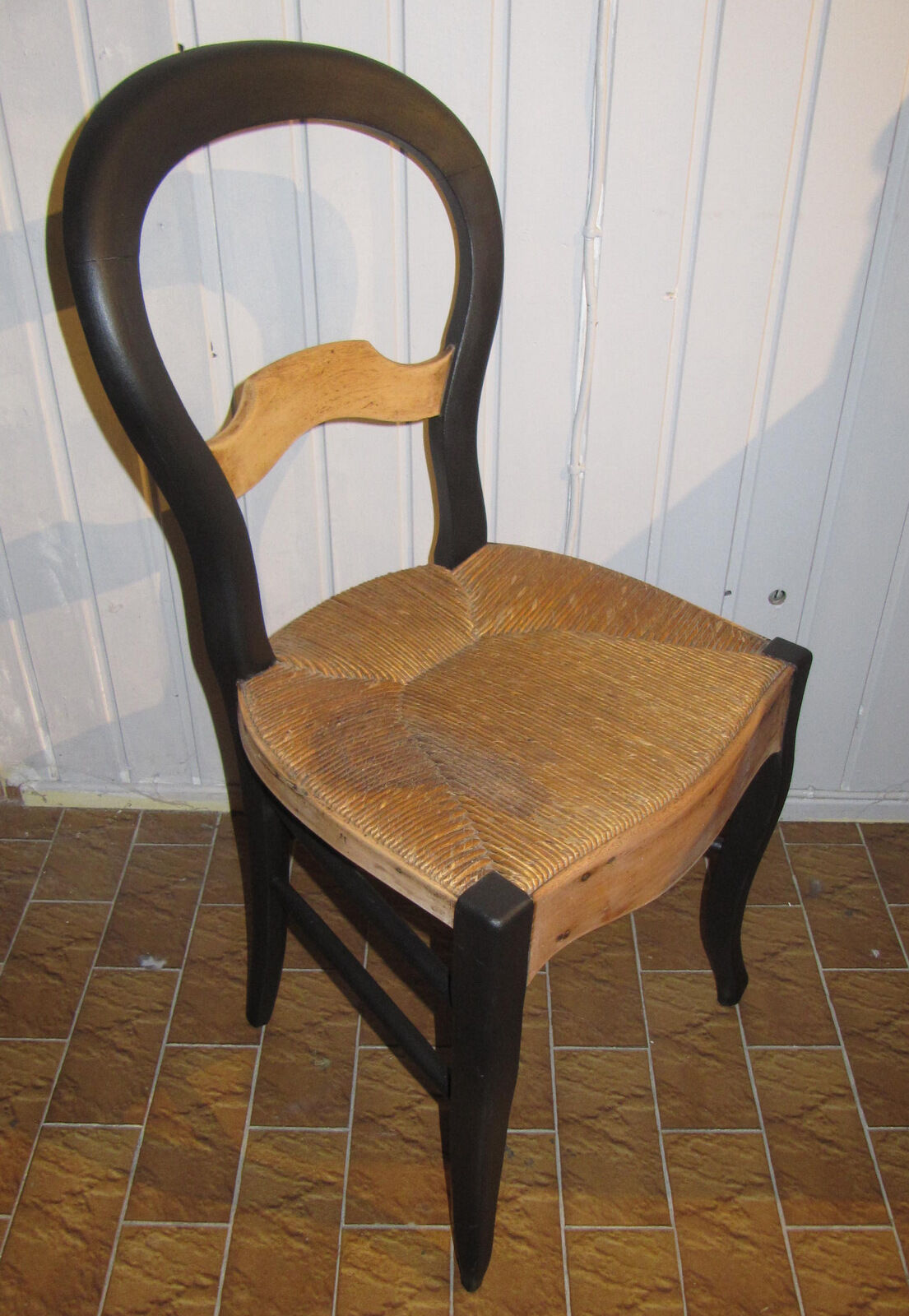 Bureau en noyer avec sa chaise