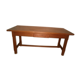 Farm table
