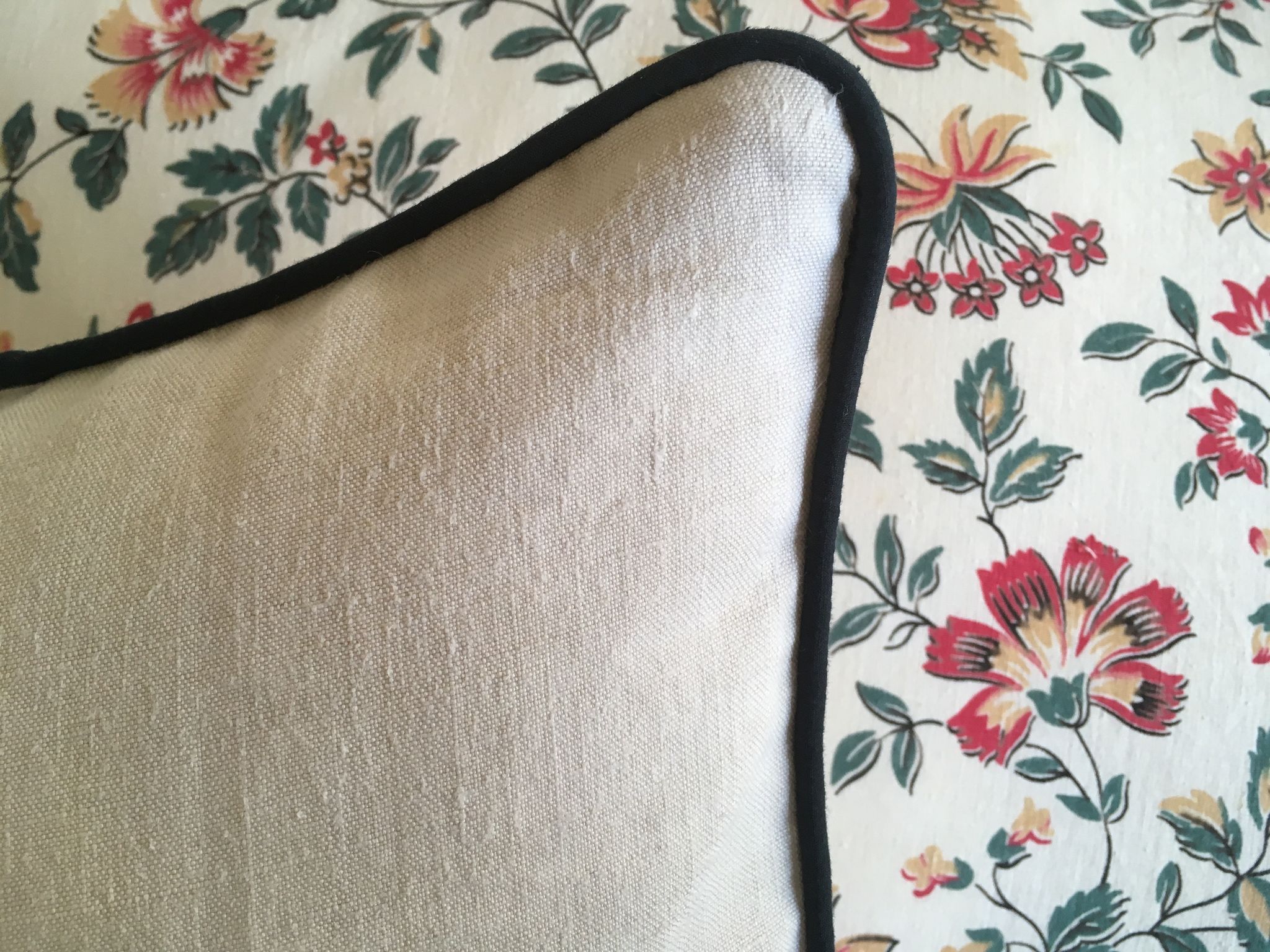 Cushion in old linen canvas 19th old black piping