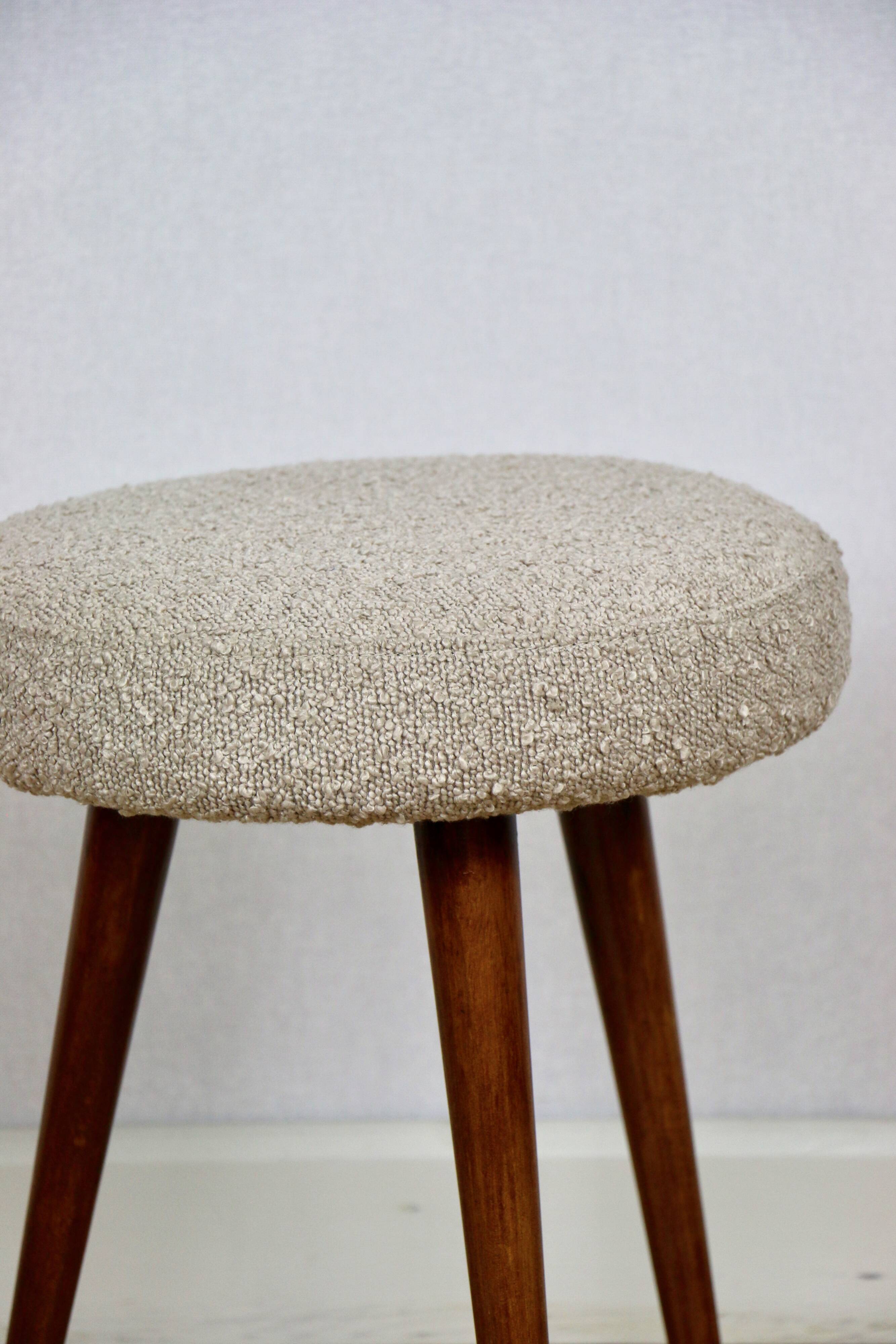 Round beige boucle stool