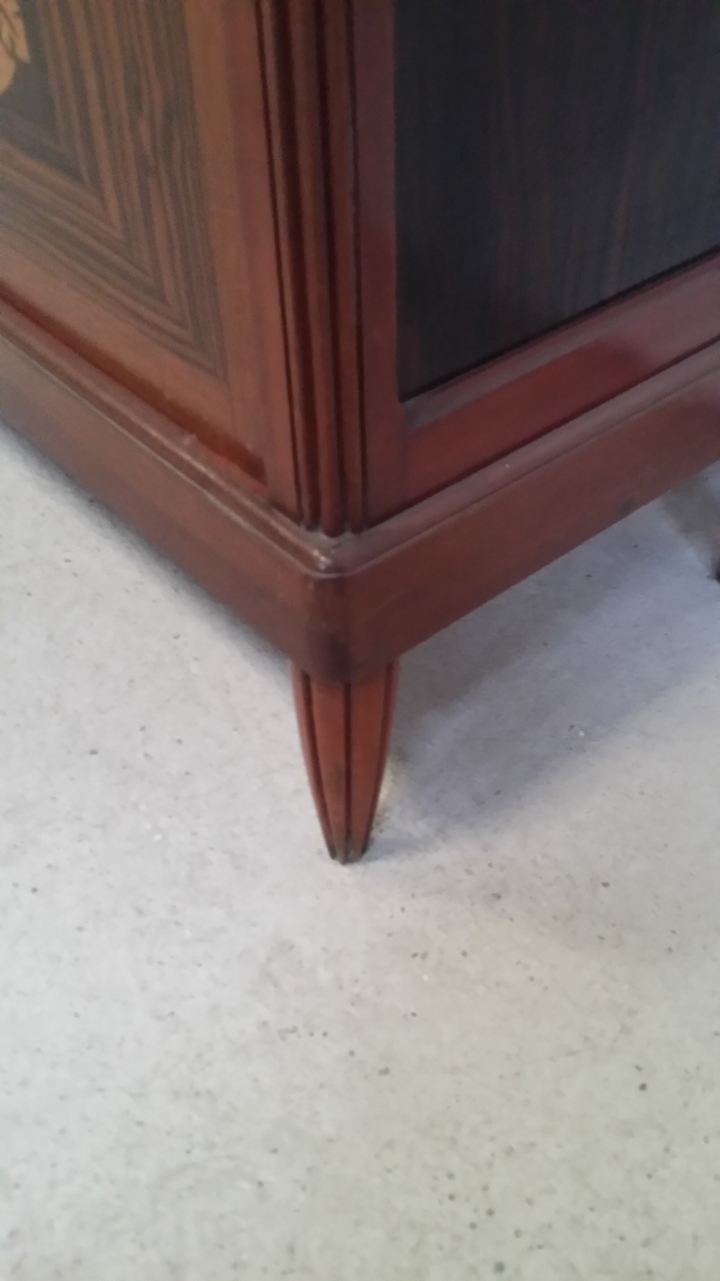 Art deco showcase - art nouveau