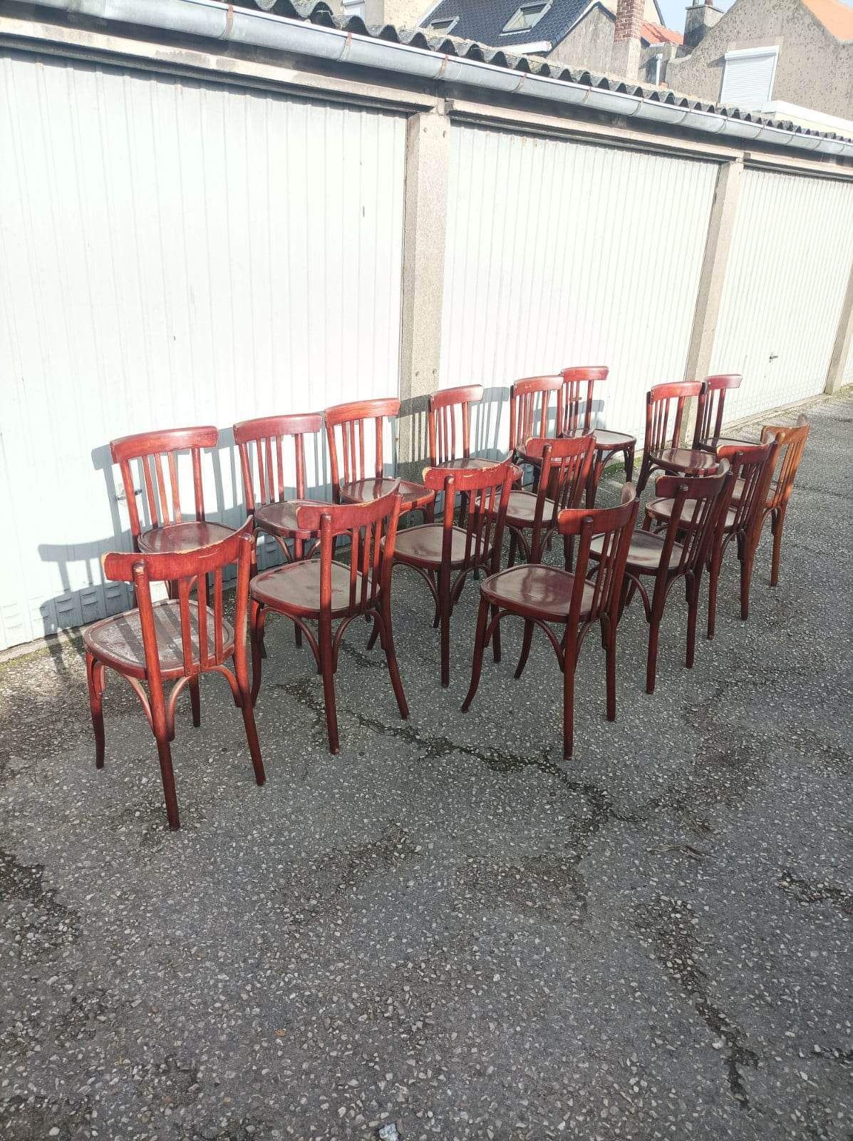 Bistro lot 9 tables and 16 chairs mahieu Jule bry