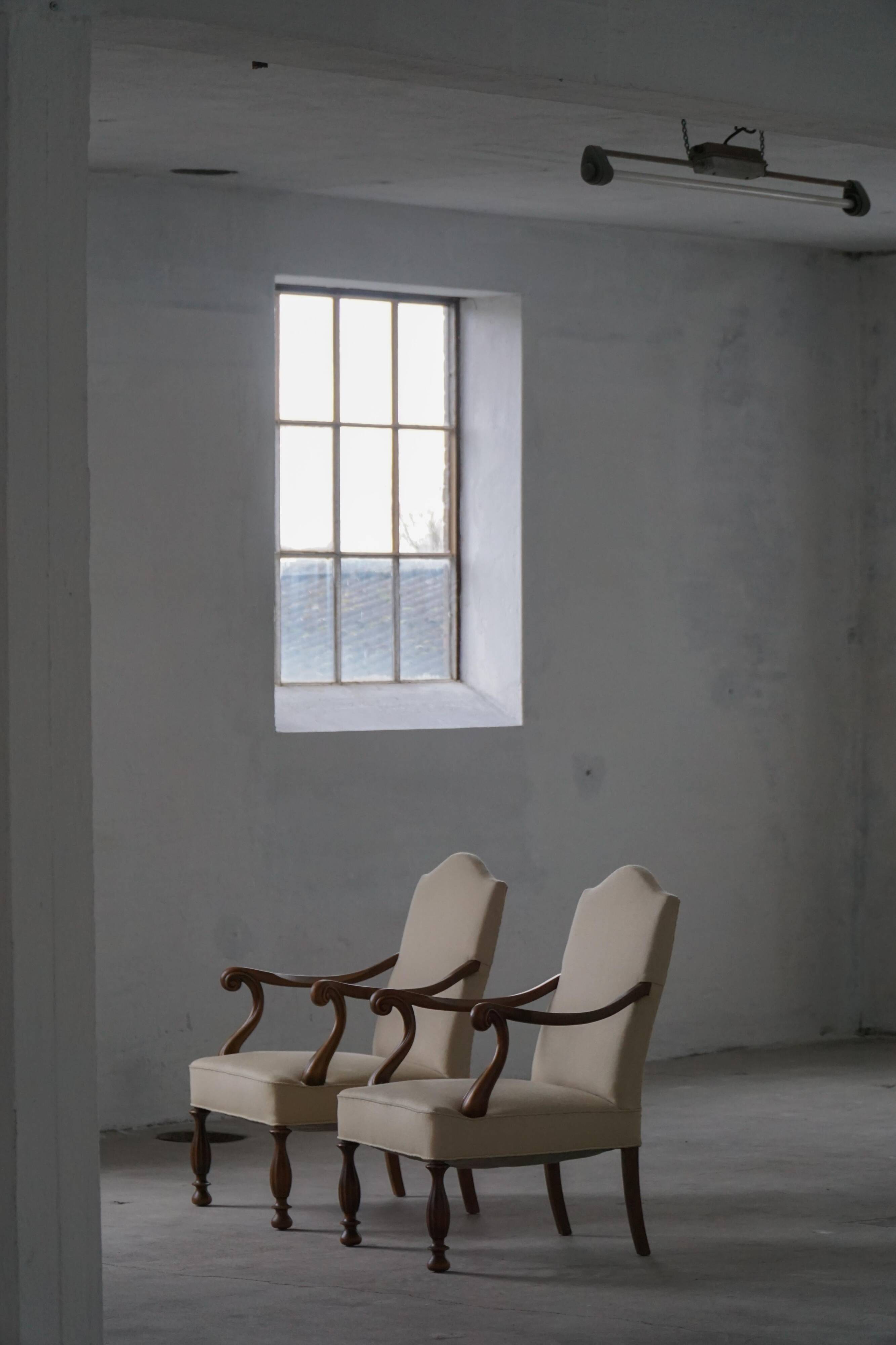 Pair of Art Nouveau armchairs, Danish cabinetry, early 20th century.