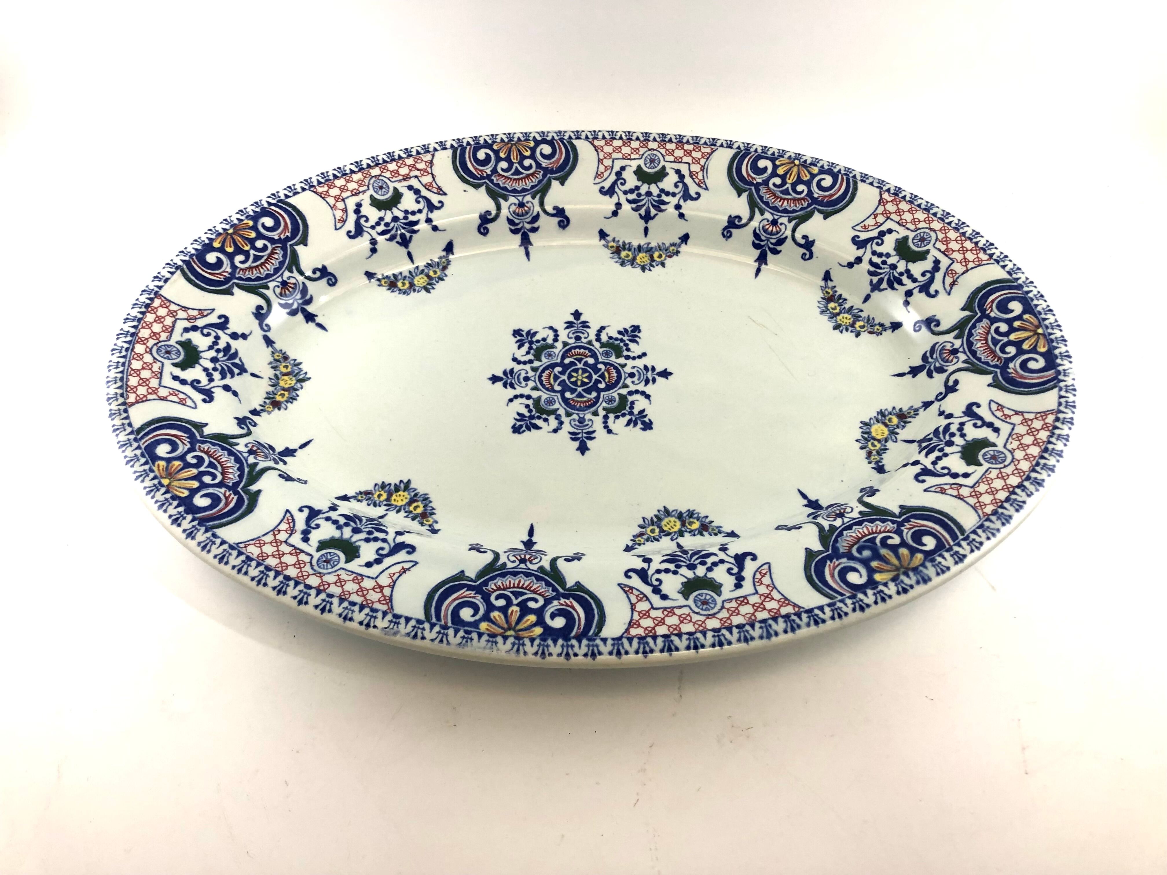 Oval dish Gien Modele Royal décor Rouen with blue arabesques 37cm